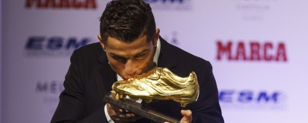 Cristiano Ronaldo recebe Bota de Ouro!